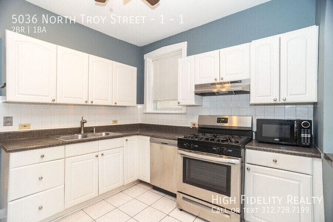 Photo - 5036 N Troy St Unit 1