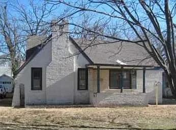 Building Photo - 1811 N Market Ave Rental