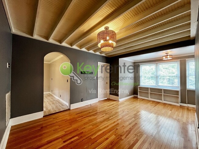 Photo - 904 Boylston St