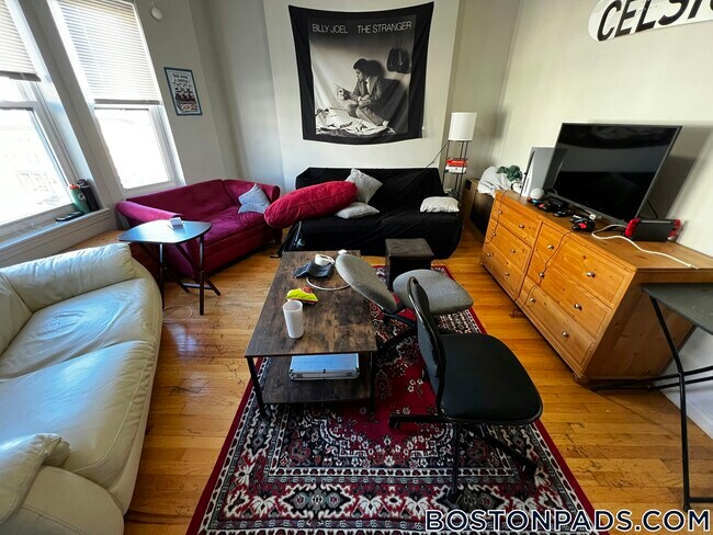 Photo - 1458 Tremont St Unidad 3