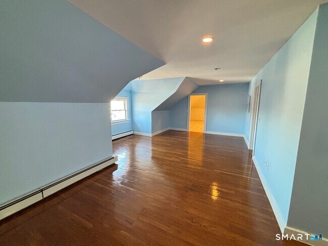 Photo - 358 Park Ave Unit 3rd Floor