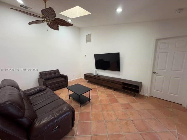 Building Photo - 13680 Yarmouth Ct Unit C