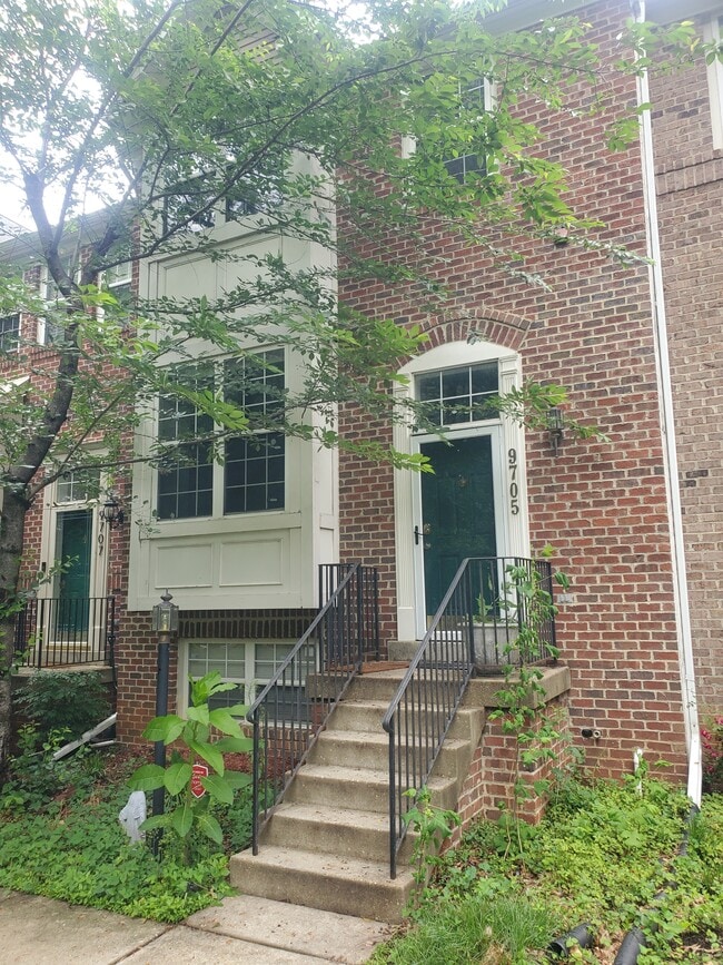 Photo - 9705 Tulip Tree Dr Townhome