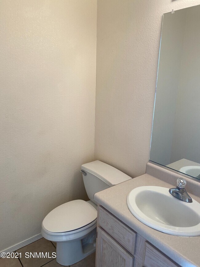 Photo - 450 Ithaca Ct Unit 18