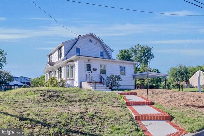 Photo - 222 Berlin Rd N