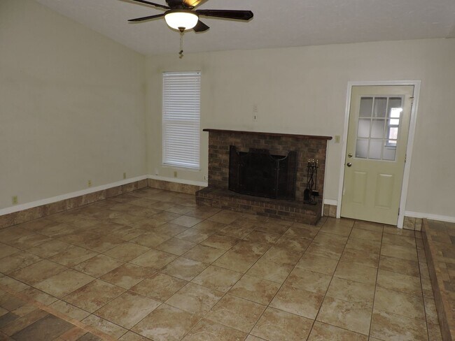 Photo - Convenient westside location!