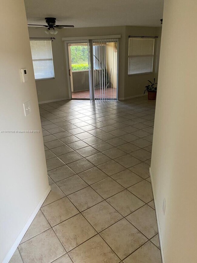 Photo - 2261 SE 27th Dr Condo