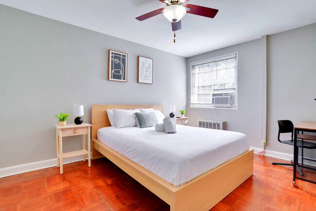 Photo - 1420 W Abingdon Dr Unidad FL1-ID1035598P