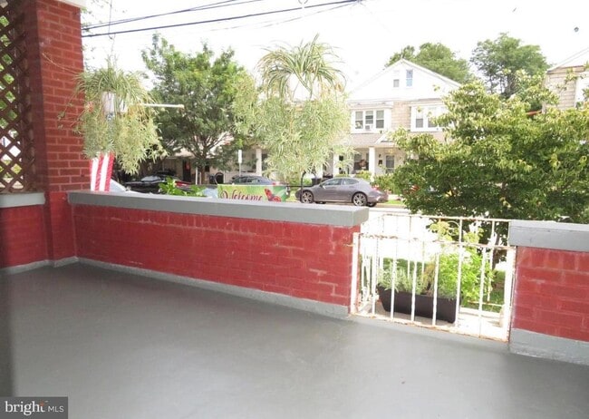 Photo - 209 W 7th Ave