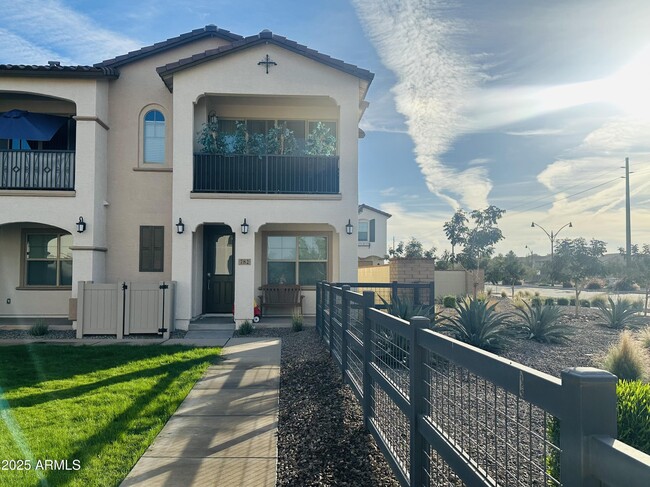 Photo - 782 S Olympic Dr