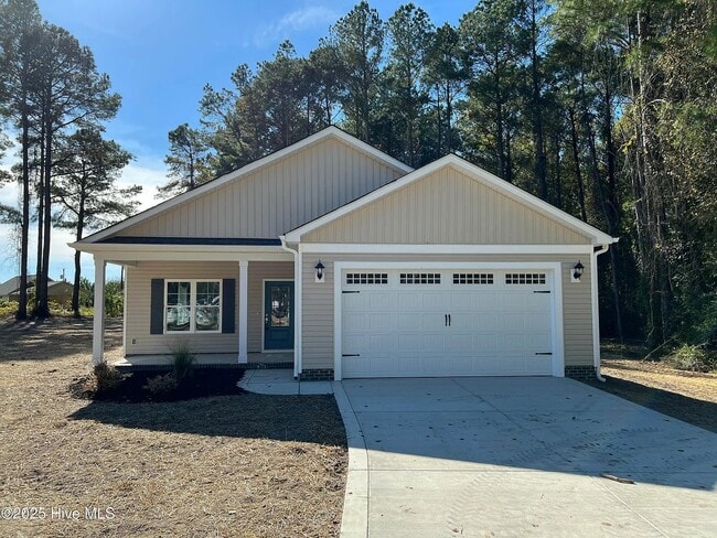 Building Photo - 403 Creeks Edge Dr