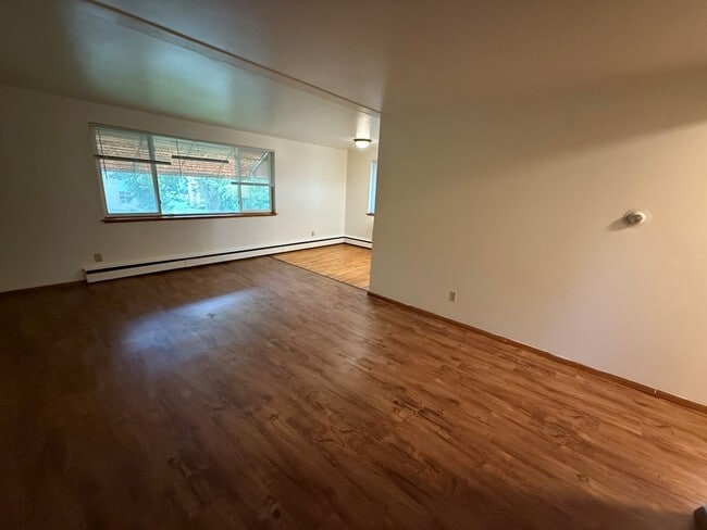 Photo - 2410 Brentwood Pky Unidad #C