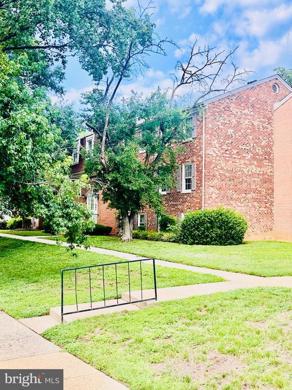 Photo - 732 Quince Orchard Blvd Unit 732-P1