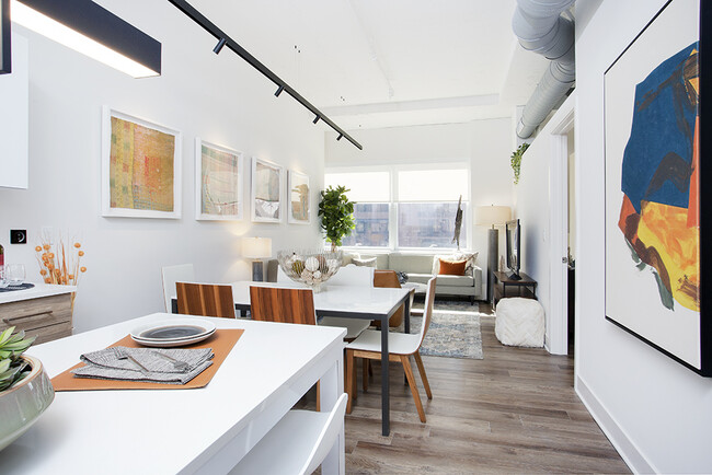 Open Space Living in Model 307