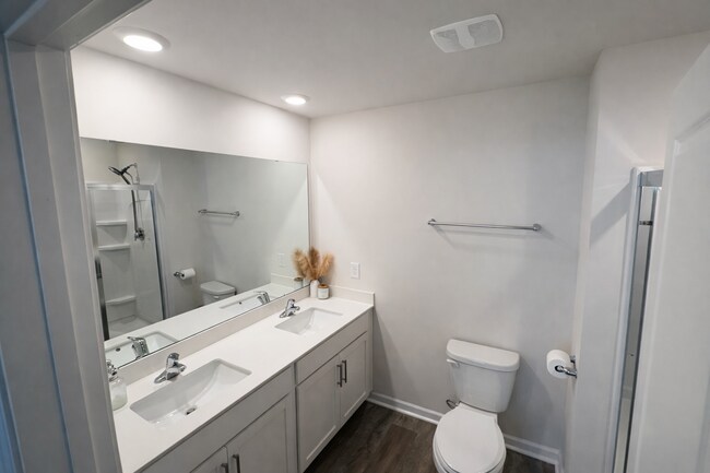 Photo - 1407 N Wilshire Ct