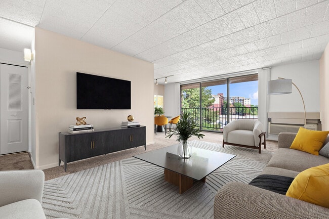 Photo - Solaire Senior Living