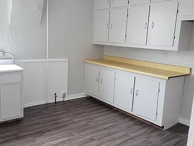 Photo - 3355 Glenwood