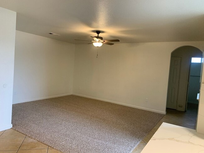 Photo - 3 Bedroom, 2 Bath home in North Hanford