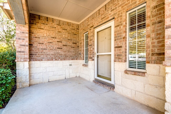 Photo - 4844 Grinstein Dr