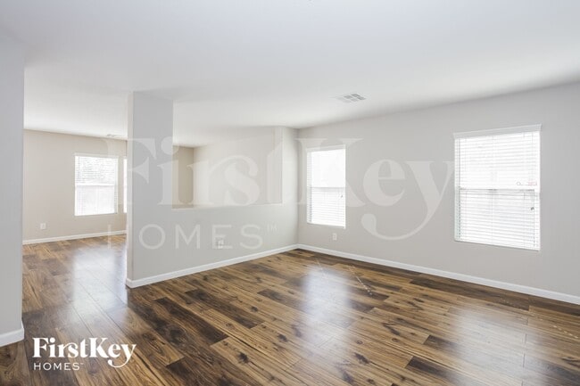 Photo - 8648 Dodds Canyon St