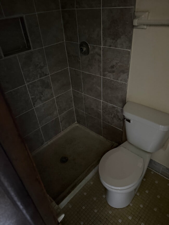 Photo - 437 W Main St Unit 204
