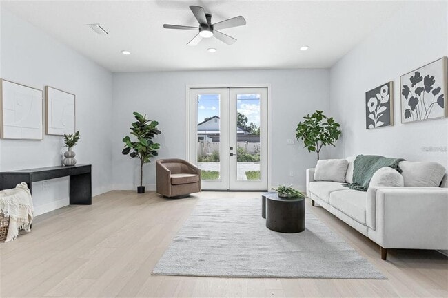 Photo - 2512 W Chestnut St