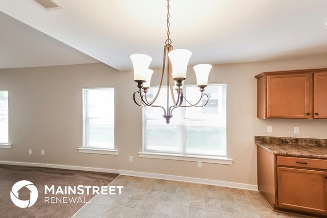 Photo - 587 Kincaid Cove Ln