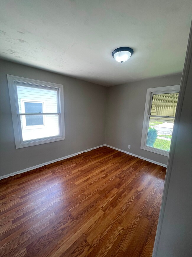 Photo - 12317 Darlington Ave