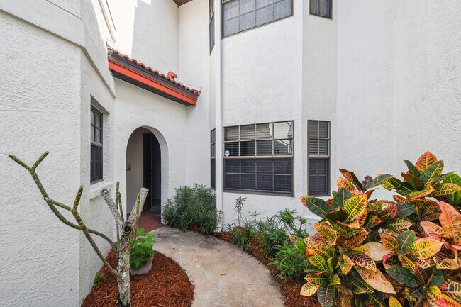 Photo - 2590 Sykes Creek Dr