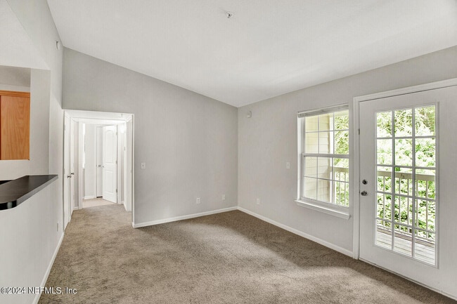 Photo - 7701 Timberlin Park Blvd Unidad 1536