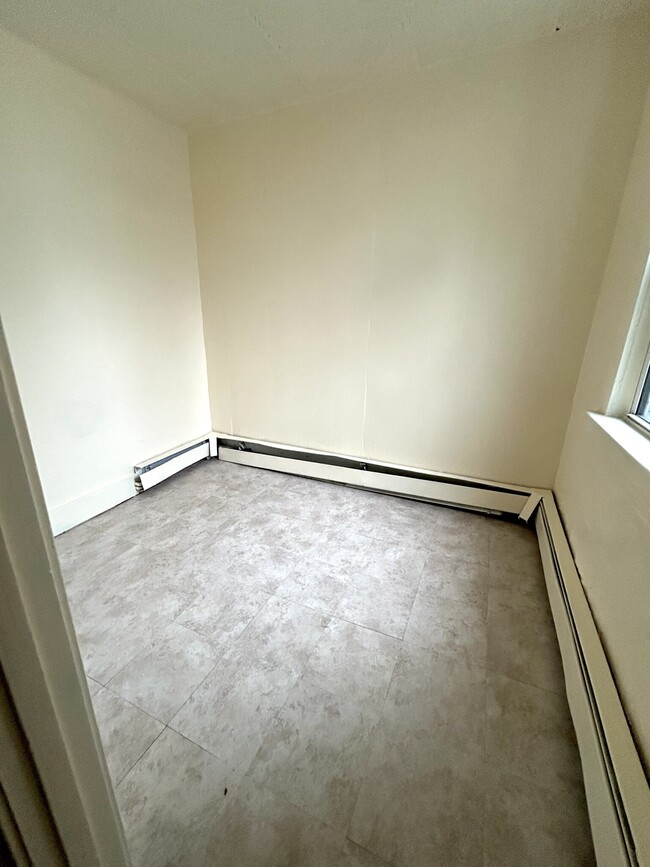 Photo - 200 London St Condo Unit 2