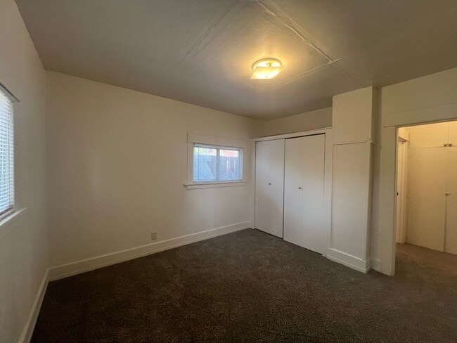 Photo - LH217 Unidad B