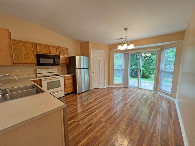 Photo - 2130 Algiers St