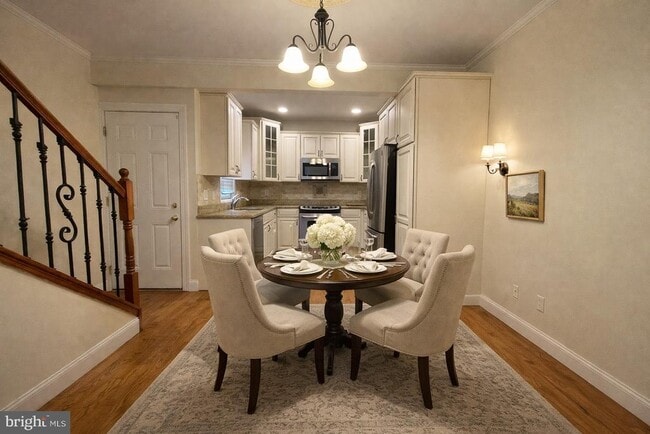 Photo - 130 Manton St