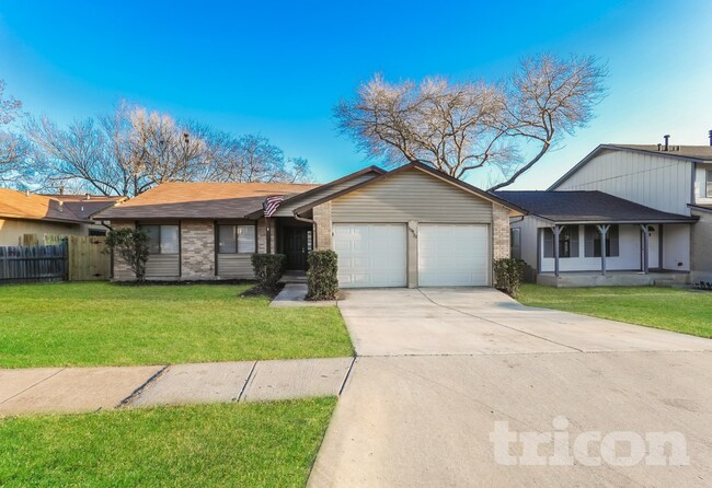 Photo - 13923 Flairwood St