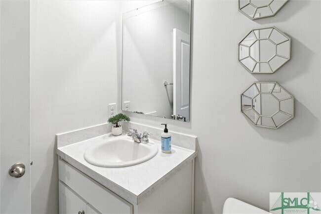 Building Photo - 443 Salvia Rd Rental
