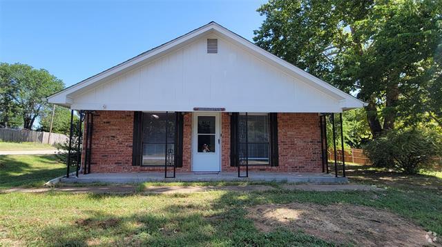 Building Photo - 306 W Hale Ave Rental