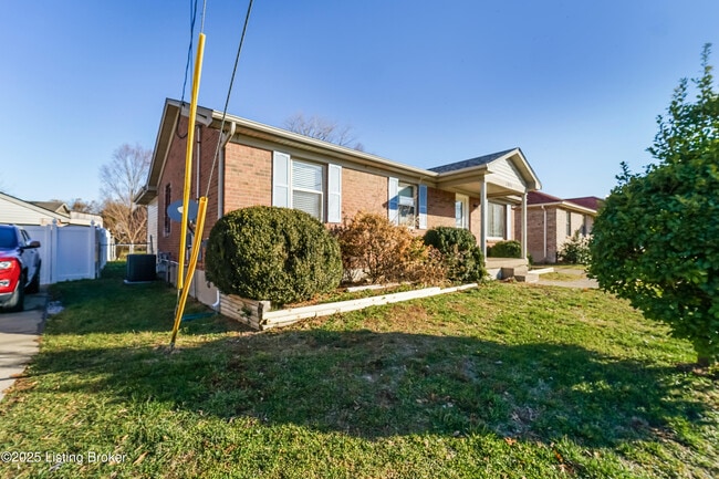 Photo - 3815 Hillcross Dr