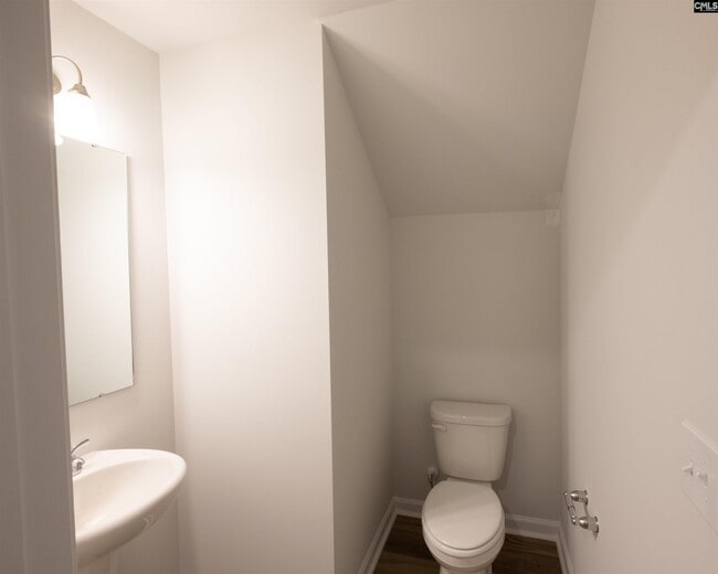 Photo - 484 Dinkins Dr