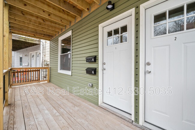 Photo - 477 Norton St