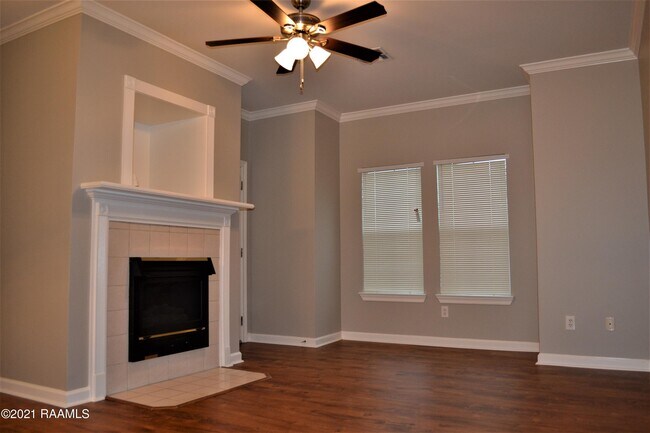 311 Artisan Rd Unit B