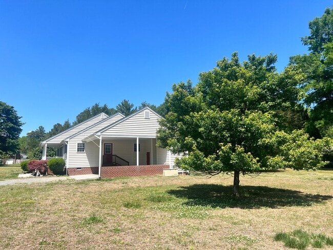 Photo - Rancher on 6.79 Acre Lot