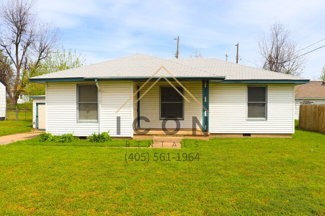 Photo - 1108 W Warren St House