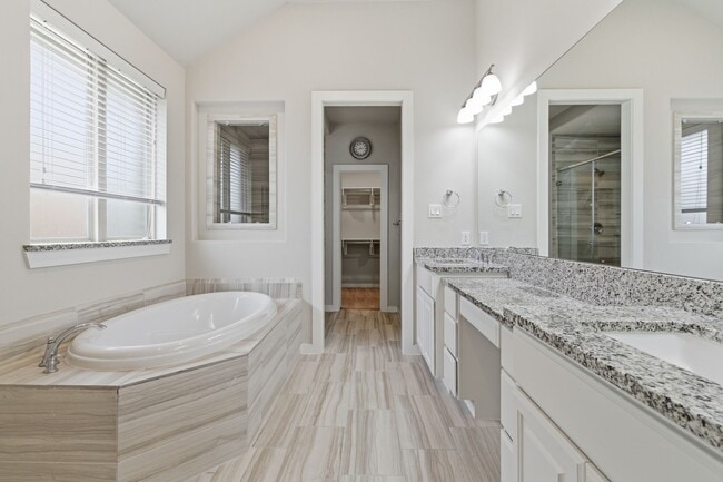 Building Photo - 22515 Bassett Hollow Ln