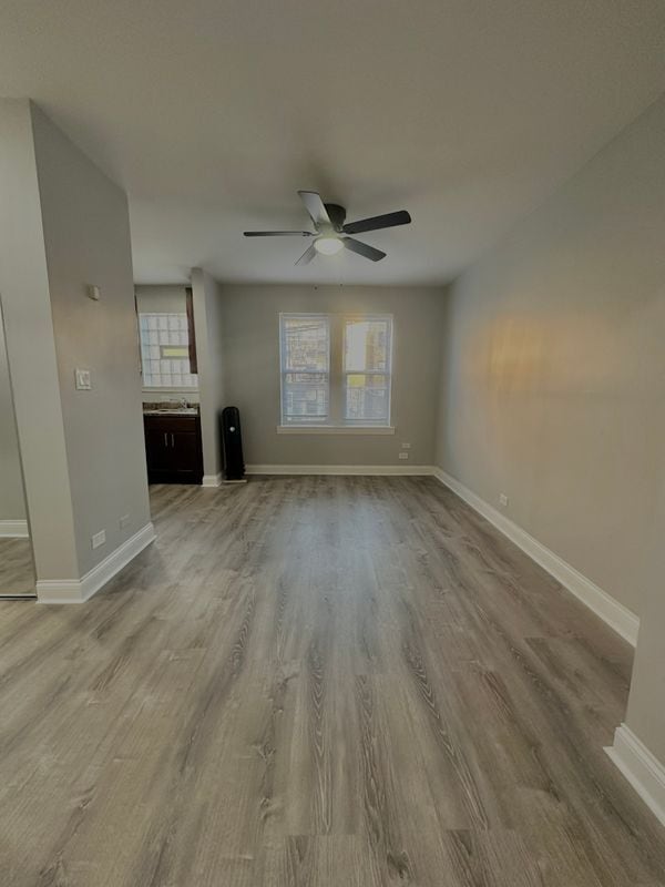 Photo - 4031 N Kenmore Ave