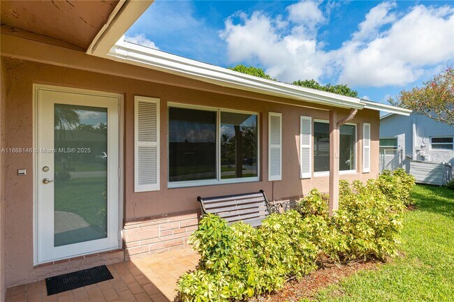 Photo - 7003 NW 99th Ave