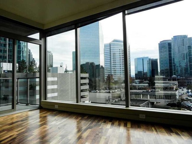 Photo - 10610 NE 9th Pl Unidad Apt #700