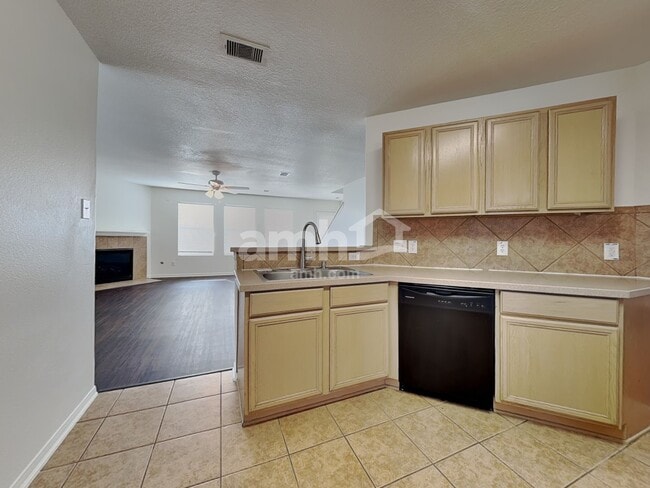 Photo - 19515 Providence Shore Way