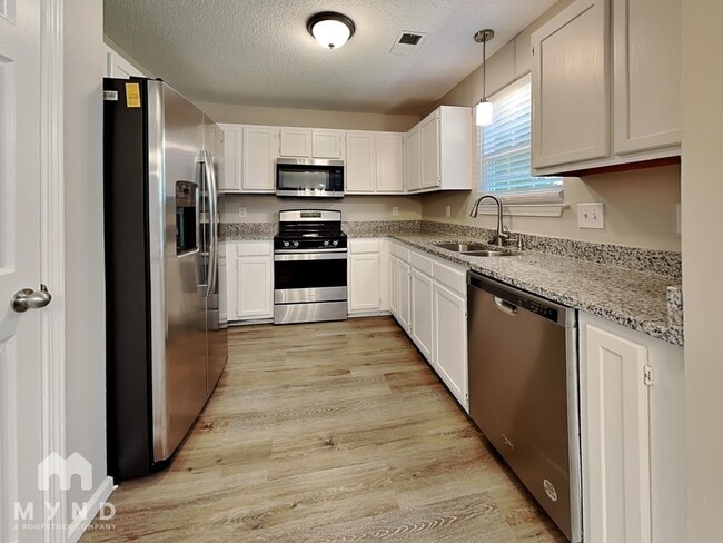 Photo - 3703 Wavetree Overlook NW