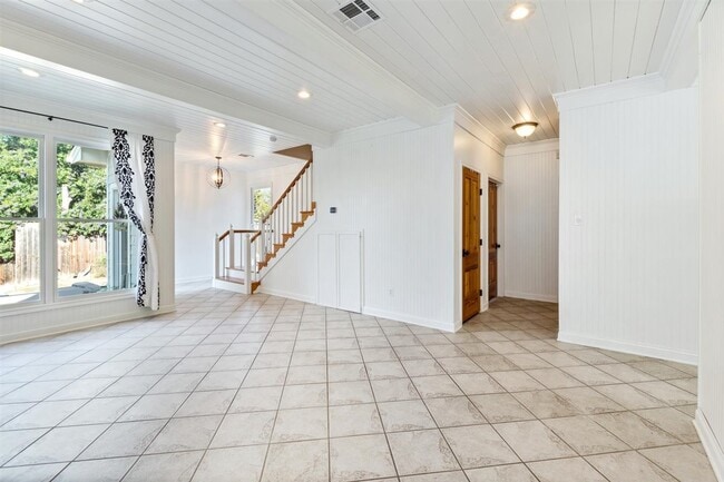Photo - 506 Centex Sportsman Rd